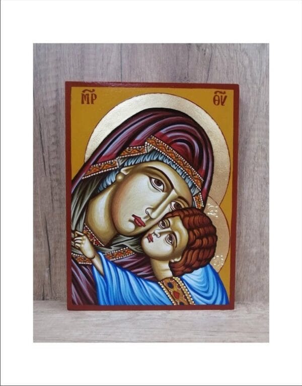 Virgin Mary Sweet Kiss