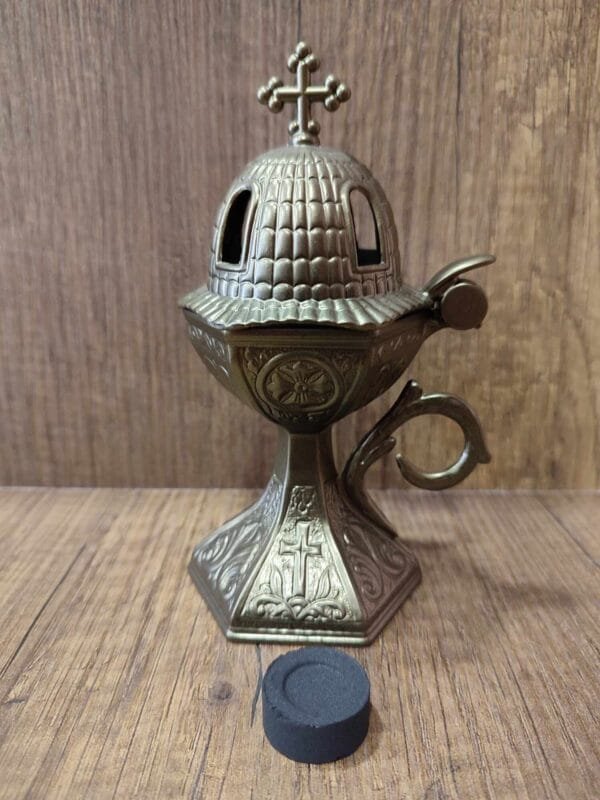 Outdoor Old Gold Metal Censer