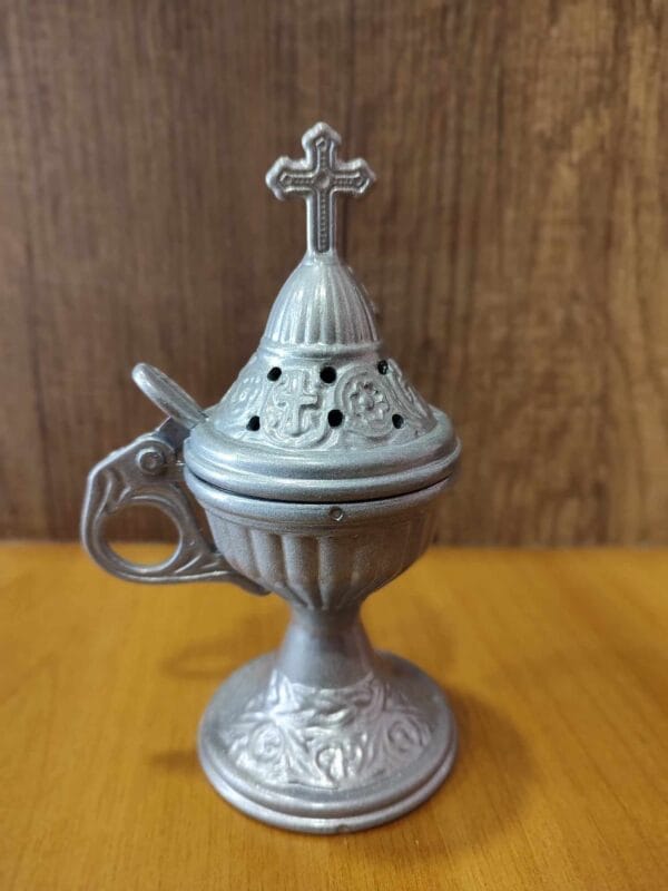 Outdoor Gray Light Metal Censer