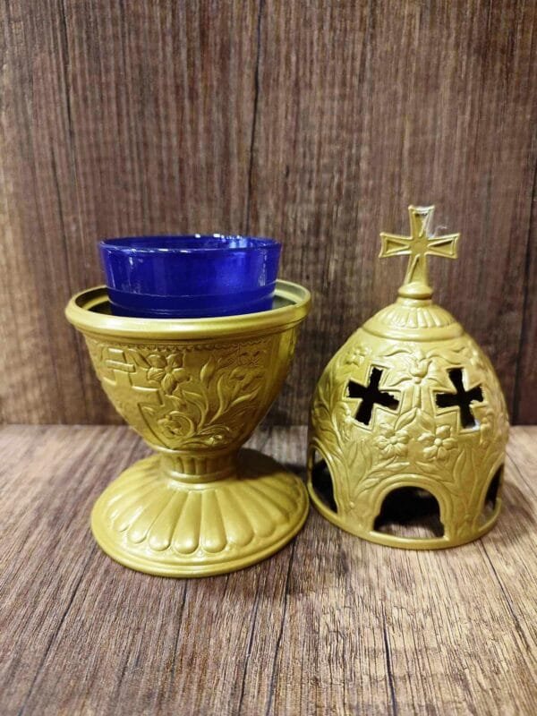 Gold Standing Oil Lamp