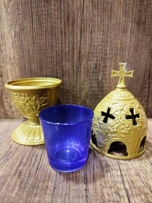Gold Standing Oil Lamp