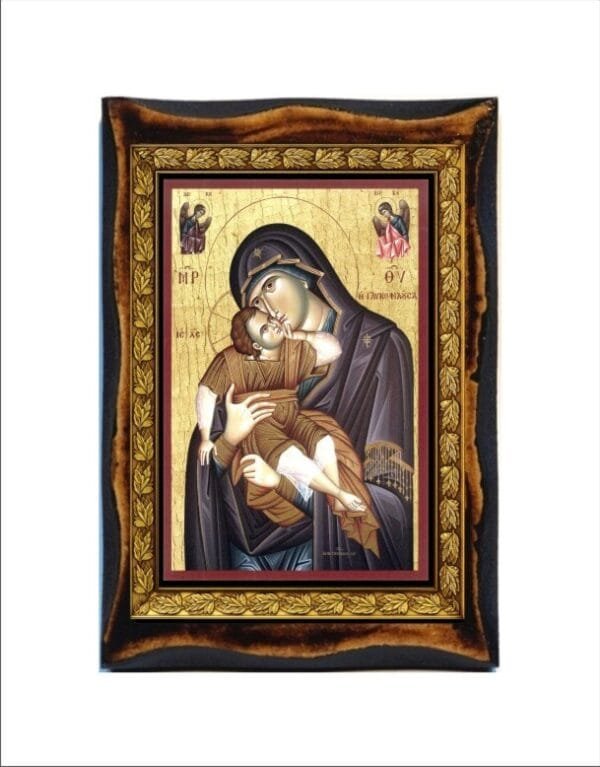 Virgin Mary Sweet Kiss
