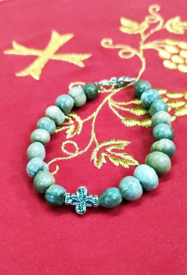 Virgin Mary Tears Bracellet with 19 Knots and Cross